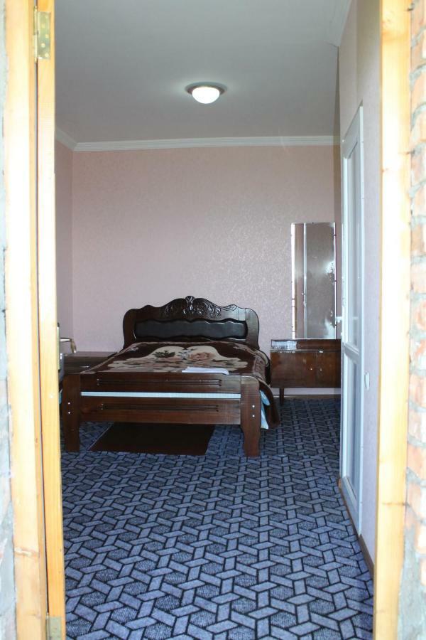 Guest House Shota Сигнахи Екстериор снимка